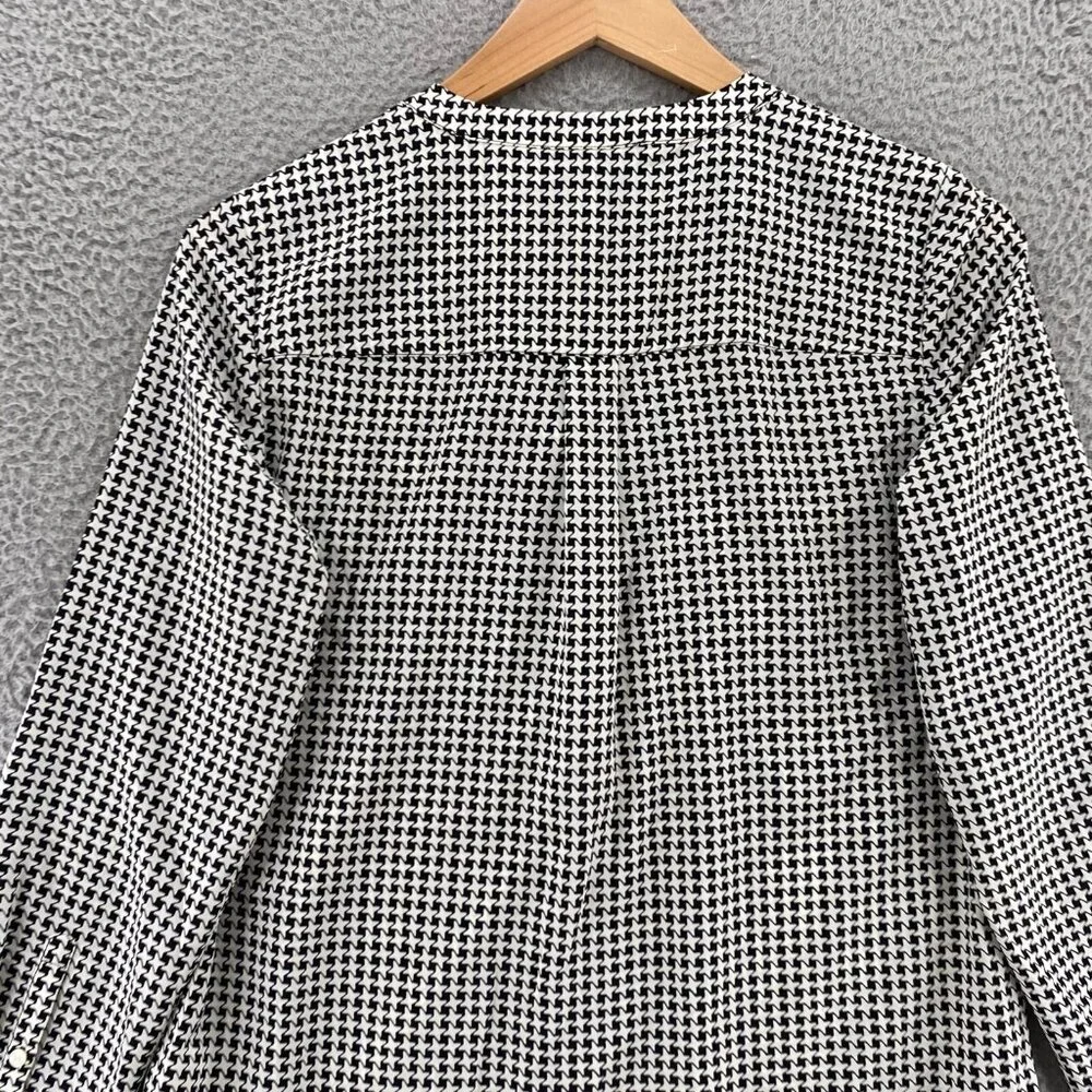 Talbots Top Women Medium Ivory Black Geometric Popover Long Sleeve V Neck Blouse